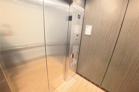 Condominio en venta en Miami, Florida, 2 dormitorios, 84.73 m2 № 1858609 - foto 5