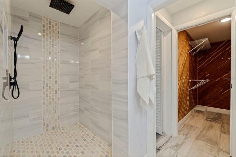 Casa en venta en Saint Petersburg, Florida, 3 dormitorios, 185.62 m2 № 2383523 - foto 19