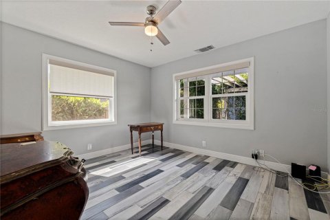 Casa en venta en Saint Petersburg, Florida, 3 dormitorios, 185.62 m2 № 2383523 - foto 21