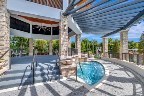 Купить кондоминиум в Дорал, Флорида 2 спальни, 129.88м2, № 1982018 - фото 28