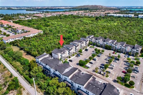 Купить кондоминиум в Дорал, Флорида 2 спальни, 129.88м2, № 1982018 - фото 23