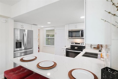 Casa en venta en Gulfport, Florida, 2 dormitorios, 79.15 m2 № 1649232 - foto 10