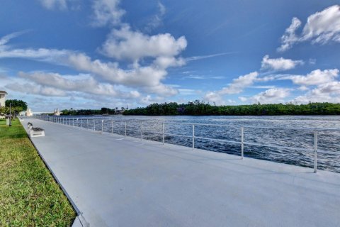 Condo in Boynton Beach, Florida, 2 bedrooms № 2246919 - photo 22