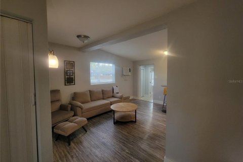 House in Daytona Beach, Florida 3 bedrooms, 98.1 sq.m. № 1733476 - photo 17