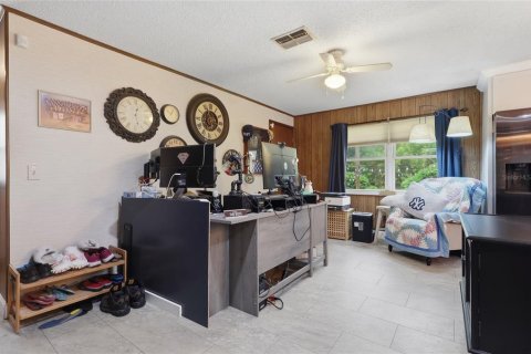 Купить виллу или дом в Зеферхиллс-Норт, Флорида 3 комнаты, 171.22м2, № 2285519 - фото 27