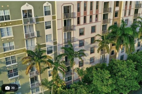 Condominio en venta en Hollywood, Florida, 1 dormitorio, 70.14 m2 № 1966864 - foto 10