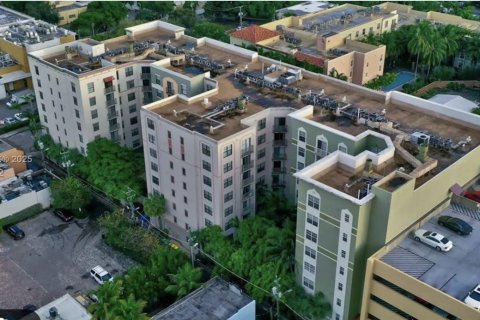 Condominio en venta en Hollywood, Florida, 1 dormitorio, 70.14 m2 № 1966864 - foto 19