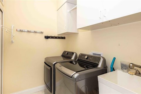 Casa en venta en Oviedo, Florida, 4 dormitorios, 219.44 m2 № 1847893 - foto 19