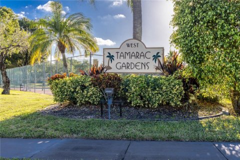 Copropriété à vendre à Tamarac, Floride: 2 chambres, 117.99 m2 № 1943513 - photo 30