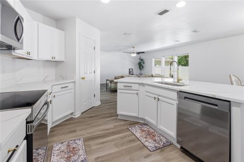 Villa ou maison à vendre à Jacksonville, Floride: 3 chambres, 224.45 m2 № 2151877 - photo 8