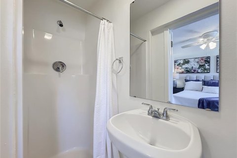 House in Orlando, Florida 3 bedrooms, 119.38 sq.m. № 2429171 - photo 17