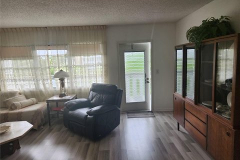Condominio en venta en Deerfield Beach, Florida, 1 dormitorio, 65.03 m2 № 1981671 - foto 7