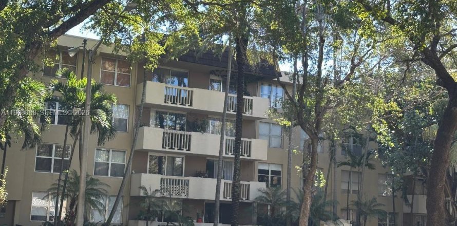 Кондоминиум с 1 спальней в Норт-Майами, Флорида № 1997200