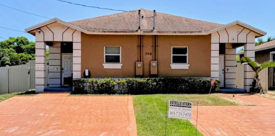 Immobilier commercial à Oakland Park, Floride 263.84 m2 № 1953513