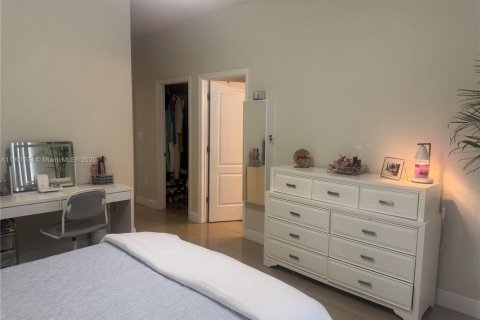 Immobilier commercial à vendre à Oakland Park, Floride: 263.84 m2 № 1953513 - photo 21