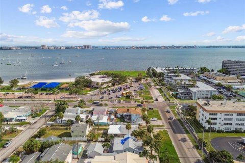 Condo in Gulfport, Florida, 1 bedroom  № 1717775 - photo 20