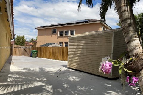 Купить виллу или дом в Мирамар, Флорида 3 спальни, 143.26м2, № 2003989 - фото 11