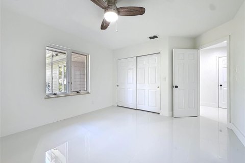 Villa ou maison à louer à Vero Beach, Floride: 4 chambres, 262.82 m2 № 2376506 - photo 9