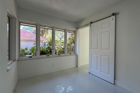 Villa ou maison à louer à Vero Beach, Floride: 4 chambres, 262.82 m2 № 2376506 - photo 19