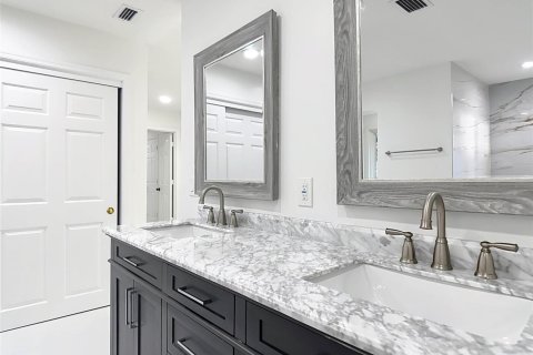 Villa ou maison à louer à Vero Beach, Floride: 4 chambres, 262.82 m2 № 2376506 - photo 18
