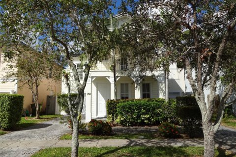 Casa en venta en Homestead, Florida, 4 dormitorios, 261.8 m2 № 2045541 - foto 4
