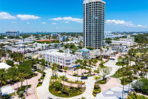 Casa en venta en Miami Beach, Florida № 2174133 - foto 19