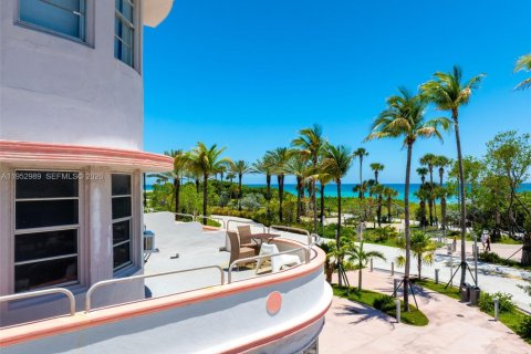 Casa en venta en Miami Beach, Florida № 2174133 - foto 15