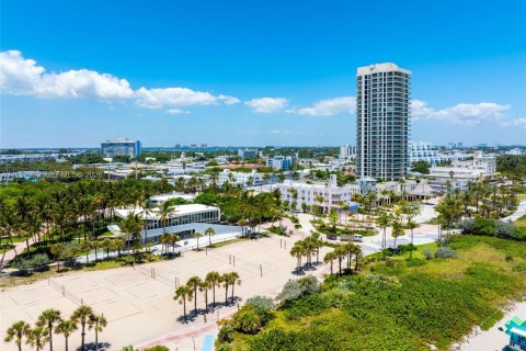 Casa en venta en Miami Beach, Florida № 2174133 - foto 18