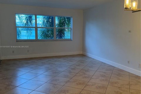 Copropriété à louer à Miami, Floride: 1 chambre № 1972859 - photo 6
