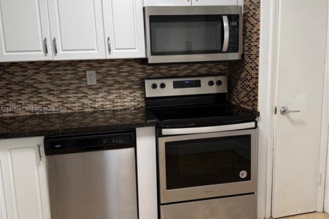 Copropriété à louer à Miami, Floride: 1 chambre № 1972859 - photo 8