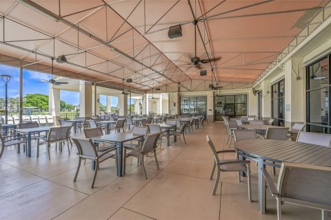 Condominio en venta en Coconut Creek, Florida, 2 dormitorios, 107.49 m2 № 2012225 - foto 29