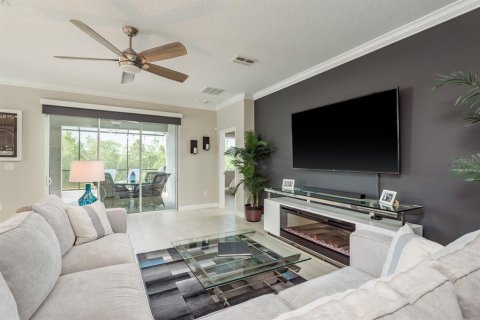 Casa en venta en Land O' Lakes, Florida, 3 dormitorios, 219.81 m2 № 1821104 - foto 4