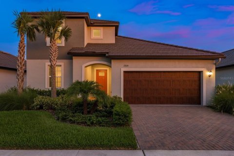 Casa en venta en Land O' Lakes, Florida, 3 dormitorios, 219.81 m2 № 1821104 - foto 1