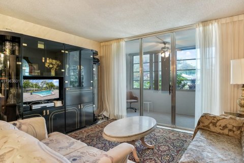 Copropriété à vendre à Lauderdale Lakes, Floride: 2 chambres, 89.19 m2 № 2026000 - photo 17