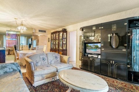 Copropriété à vendre à Lauderdale Lakes, Floride: 2 chambres, 89.19 m2 № 2026000 - photo 18