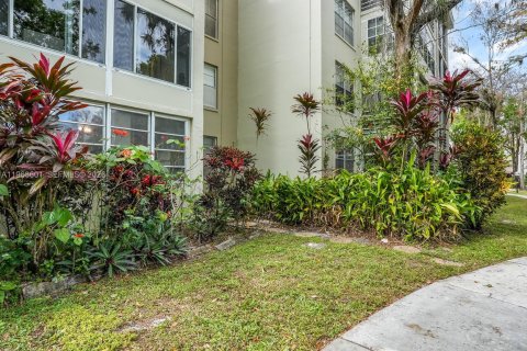 Copropriété à vendre à Lauderdale Lakes, Floride: 2 chambres, 89.19 m2 № 2026000 - photo 30