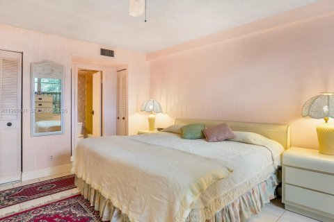 Copropriété à vendre à Lauderdale Lakes, Floride: 2 chambres, 89.19 m2 № 2026000 - photo 13