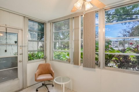 Copropriété à vendre à Lauderdale Lakes, Floride: 2 chambres, 89.19 m2 № 2026000 - photo 20