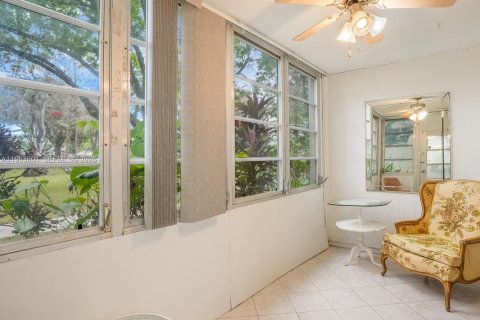 Copropriété à vendre à Lauderdale Lakes, Floride: 2 chambres, 89.19 m2 № 2026000 - photo 19