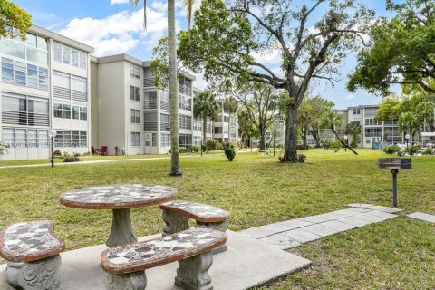 Copropriété à vendre à Lauderdale Lakes, Floride: 2 chambres, 89.19 m2 № 2026000 - photo 28