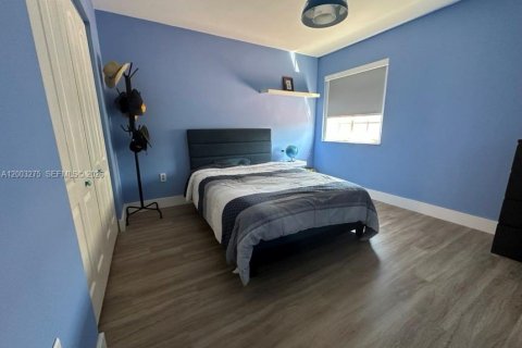 Купить таунхаус в Дорал, Флорида 3 спальни, 161.93м2, № 2066587 - фото 24