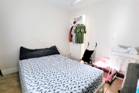 Casa en venta en Orlando, Florida, 3 dormitorios, 83.05 m2 № 1913131 - foto 11