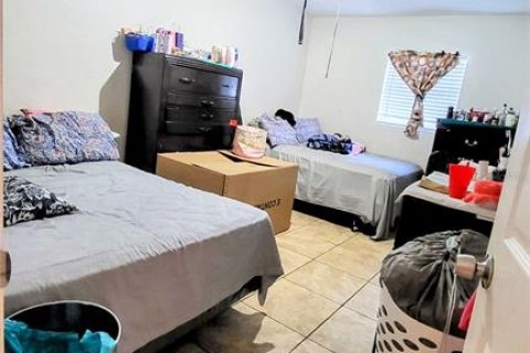 Casa en venta en Orlando, Florida, 3 dormitorios, 83.05 m2 № 1913131 - foto 5