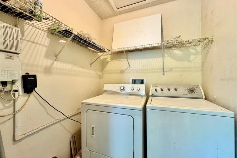Condo in Tampa, Florida, 2 bedrooms № 2221520 - photo 22