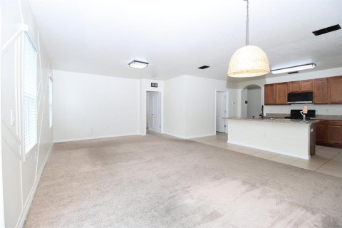 Villa ou maison à vendre à Lakeland, Floride: 4 chambres, 165.37 m2 № 2303138 - photo 3