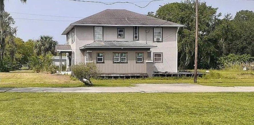 House in Sanford, Florida 4 bedrooms, 309.18 sq.m. № 1428935