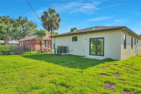 House in Fort Lauderdale, Florida 3 bedrooms № 1787052 - photo 3
