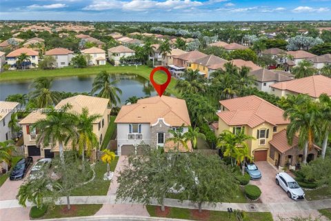 Villa ou maison à louer à Homestead, Floride: 3 chambres, 224.92 m2 № 2051483 - photo 4