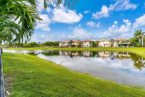 Villa ou maison à louer à Homestead, Floride: 3 chambres, 224.92 m2 № 2051483 - photo 17