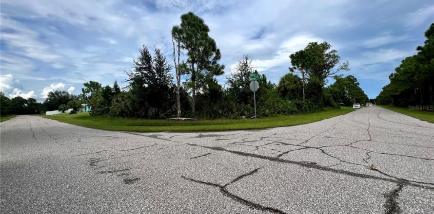 Terreno en Port Charlotte, Florida № 2164819
